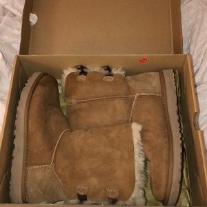 Chestnut Bailey Bow Uggs